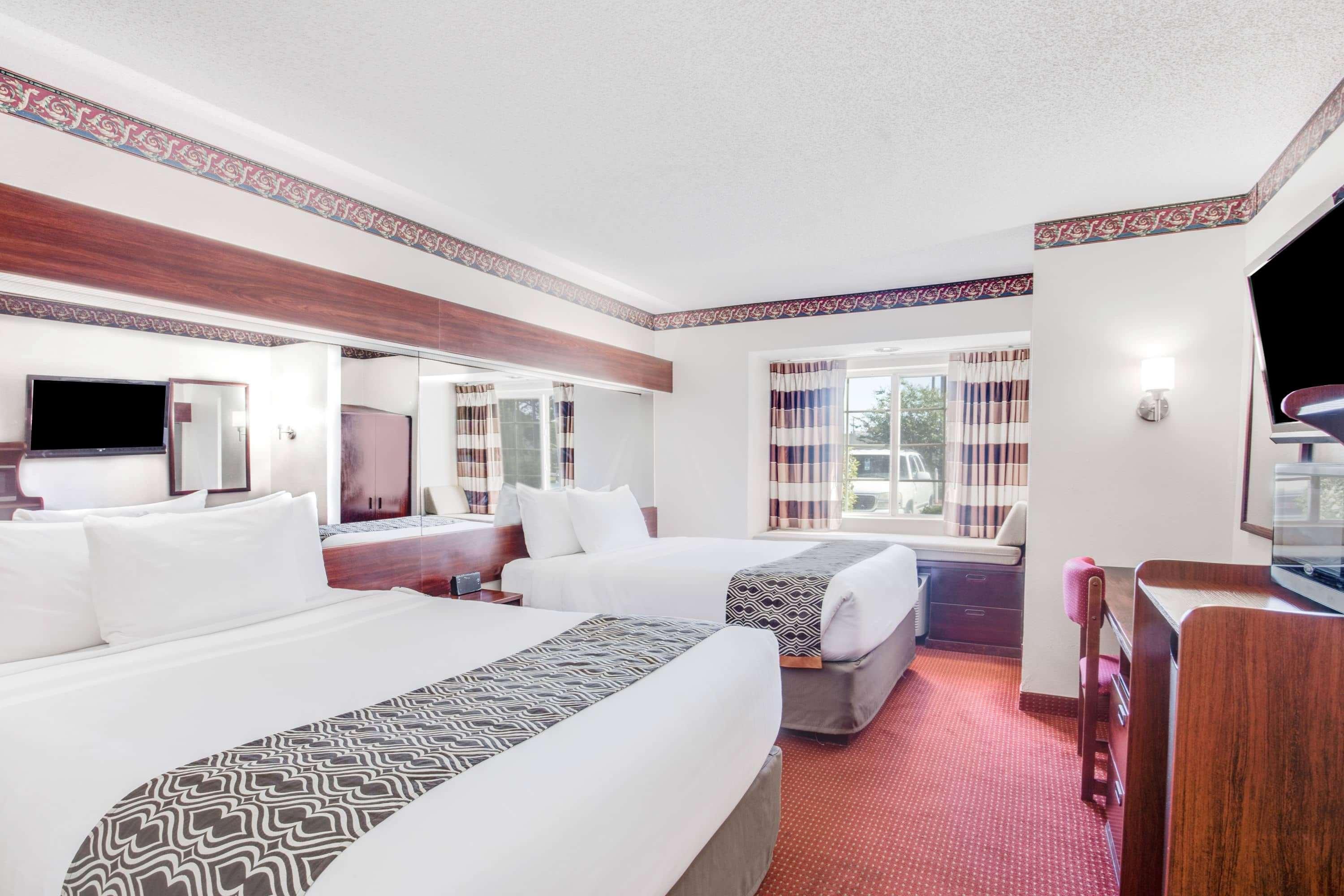 Microtel Inn & Suites By Wyndham Savannah/Pooler Exterior photo