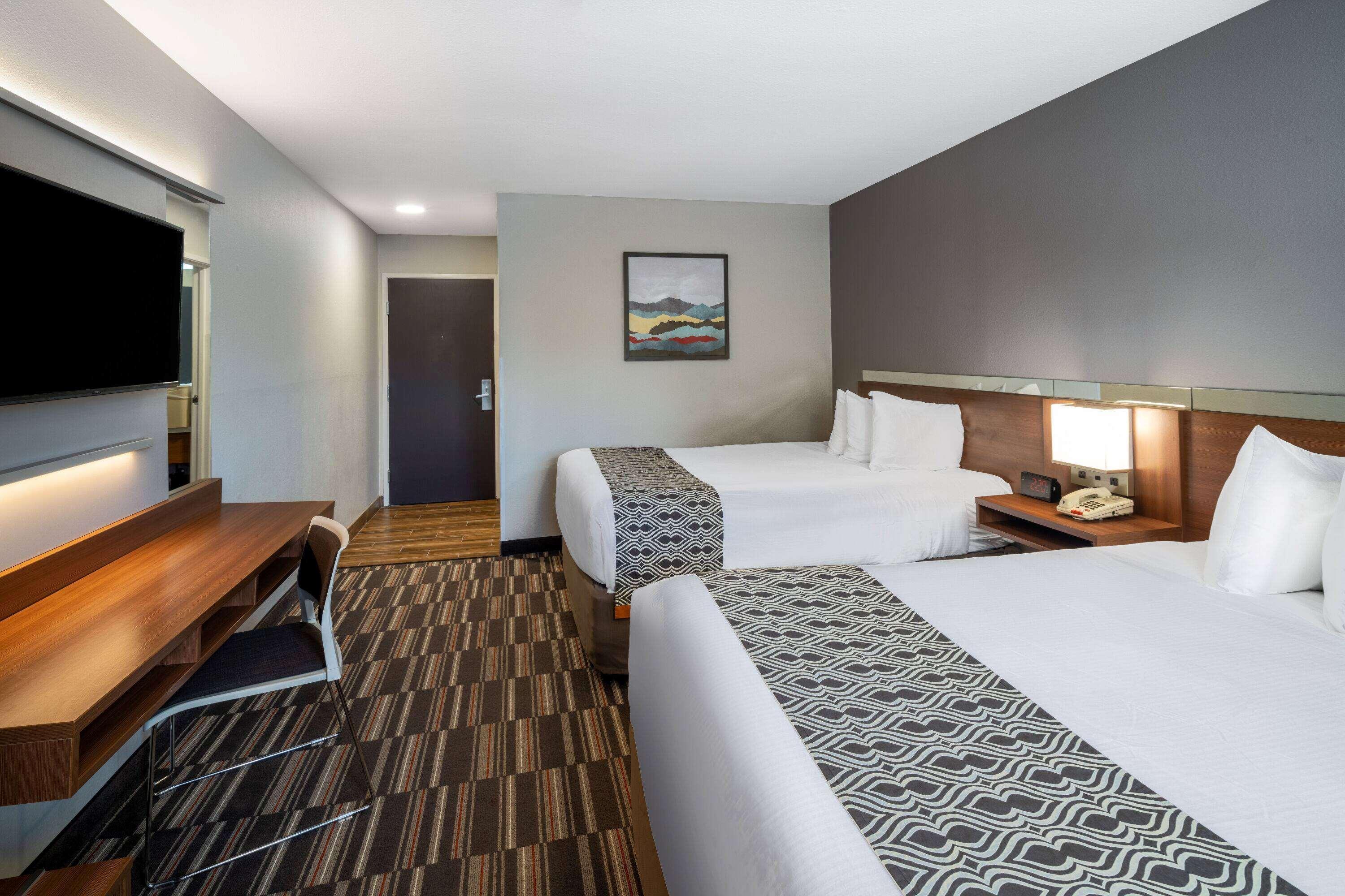 Microtel Inn & Suites By Wyndham Savannah/Pooler Exterior photo