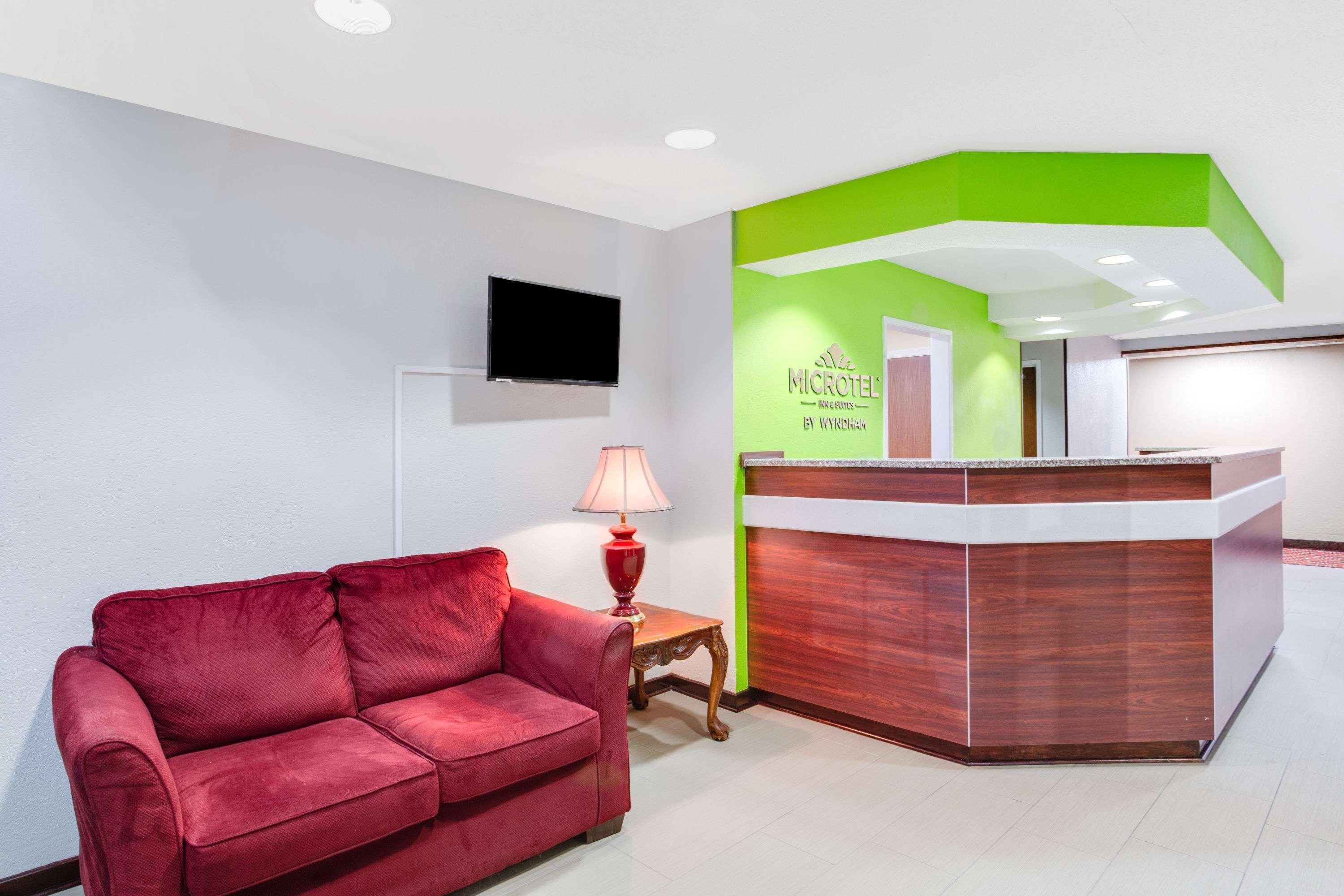 Microtel Inn & Suites By Wyndham Savannah/Pooler Exterior photo