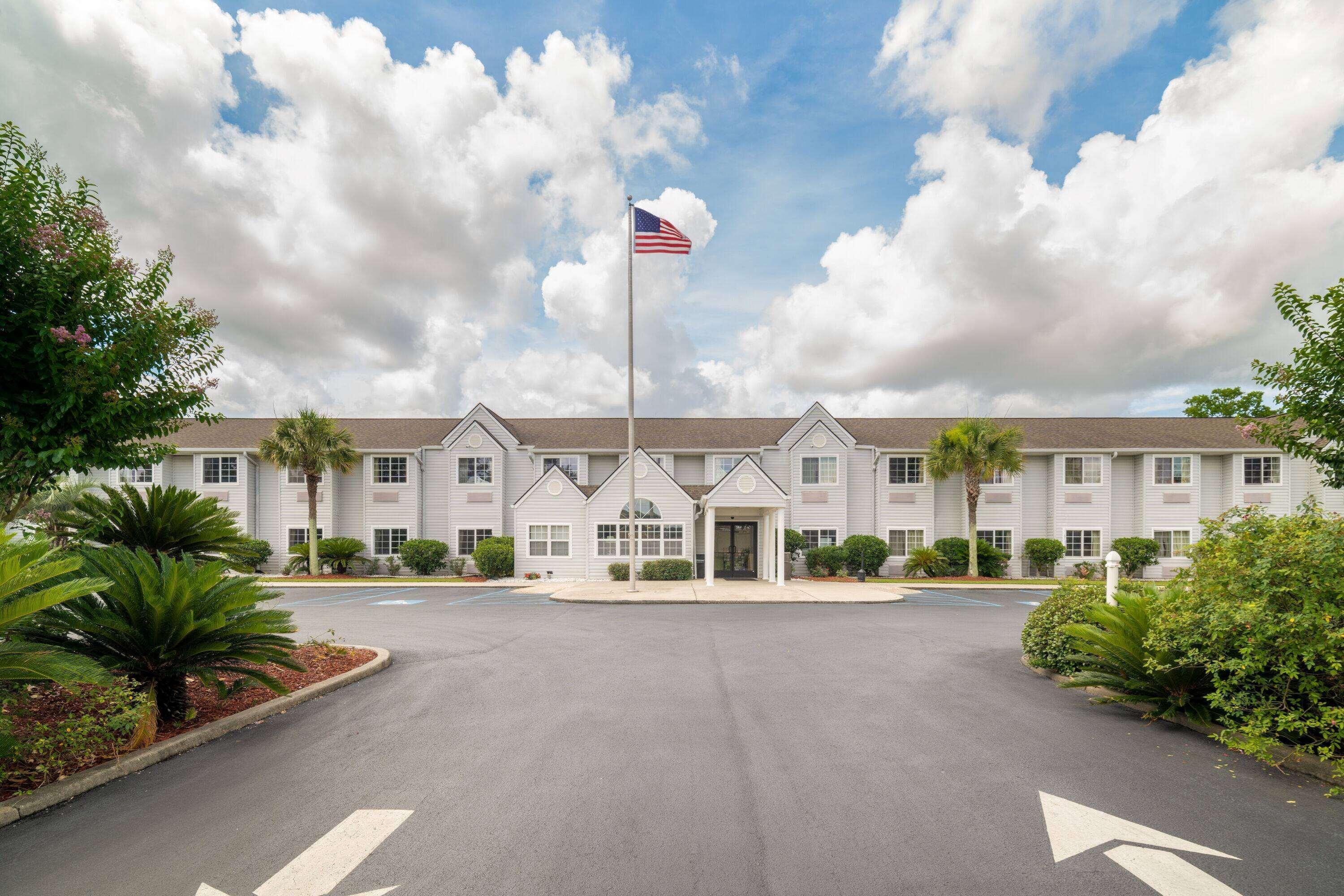 Microtel Inn & Suites By Wyndham Savannah/Pooler Exterior photo